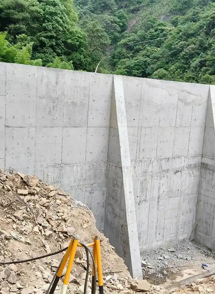 北京西城区重力式挡土墙